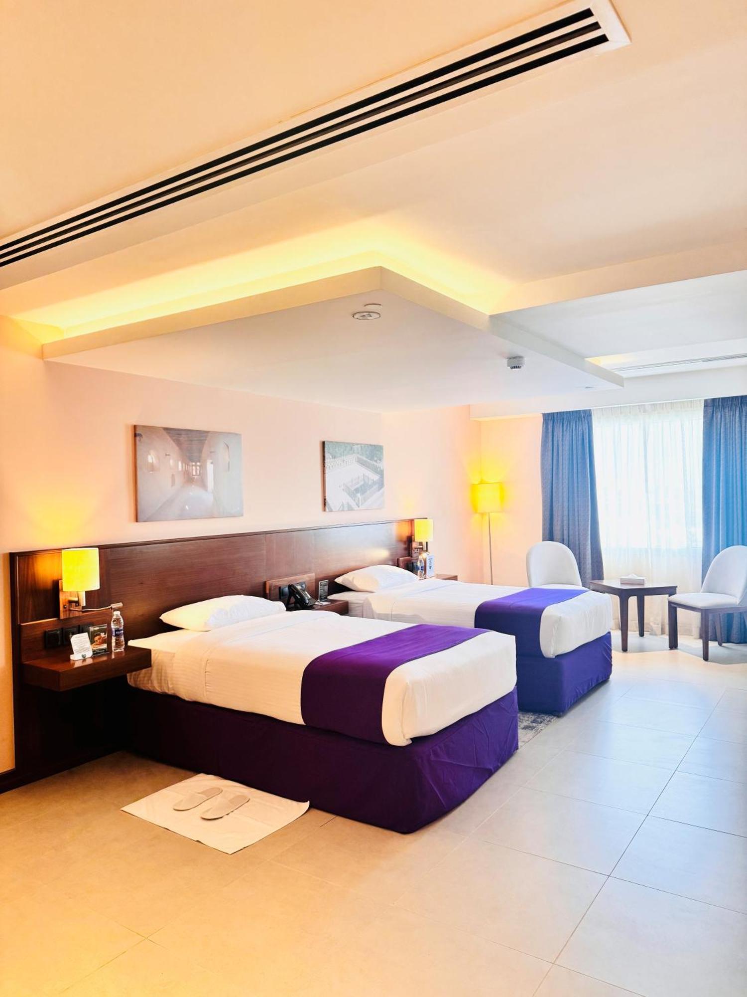 Kyriad Hotel Salalah Eksteriør bilde
