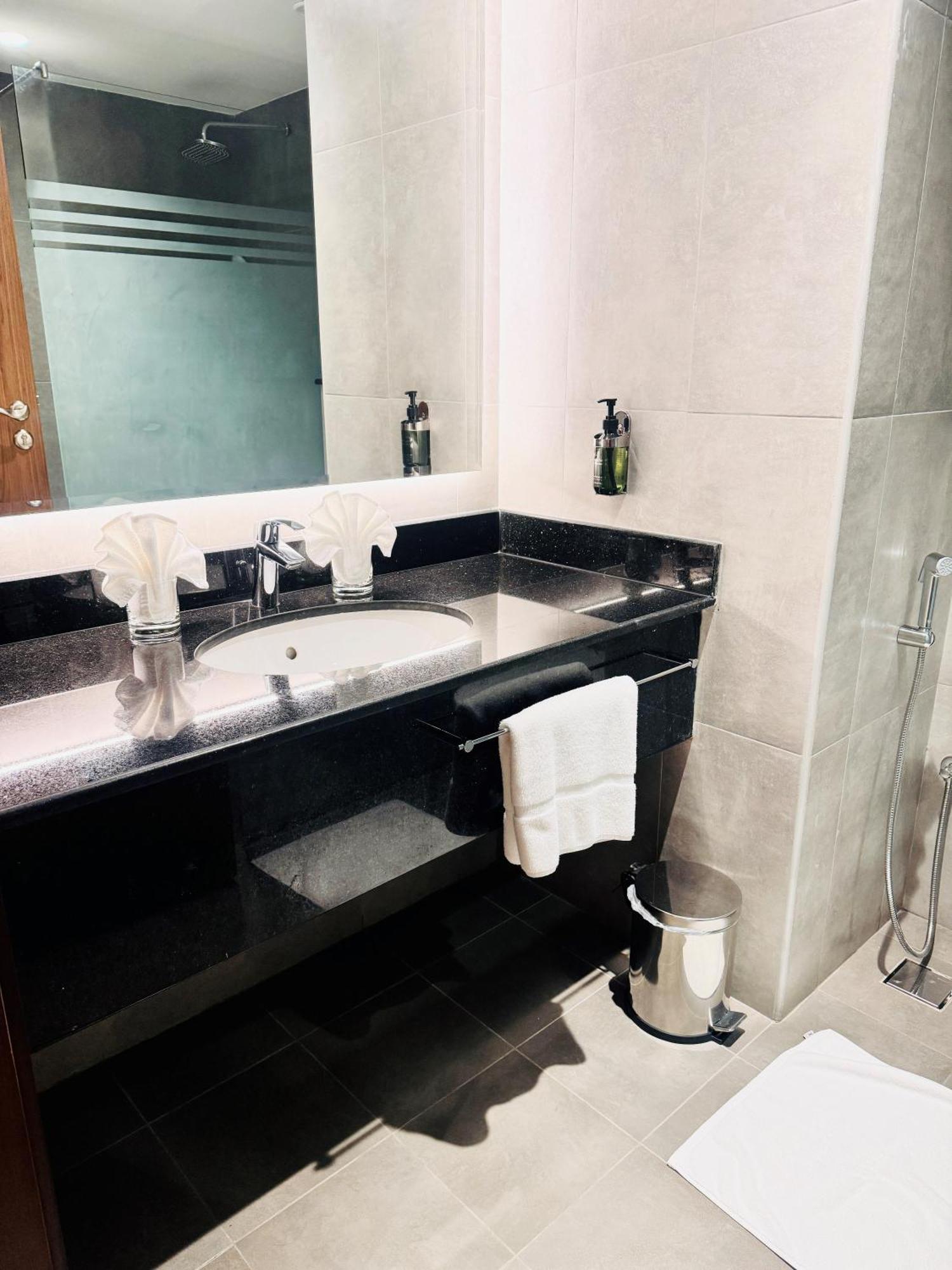 Kyriad Hotel Salalah Eksteriør bilde